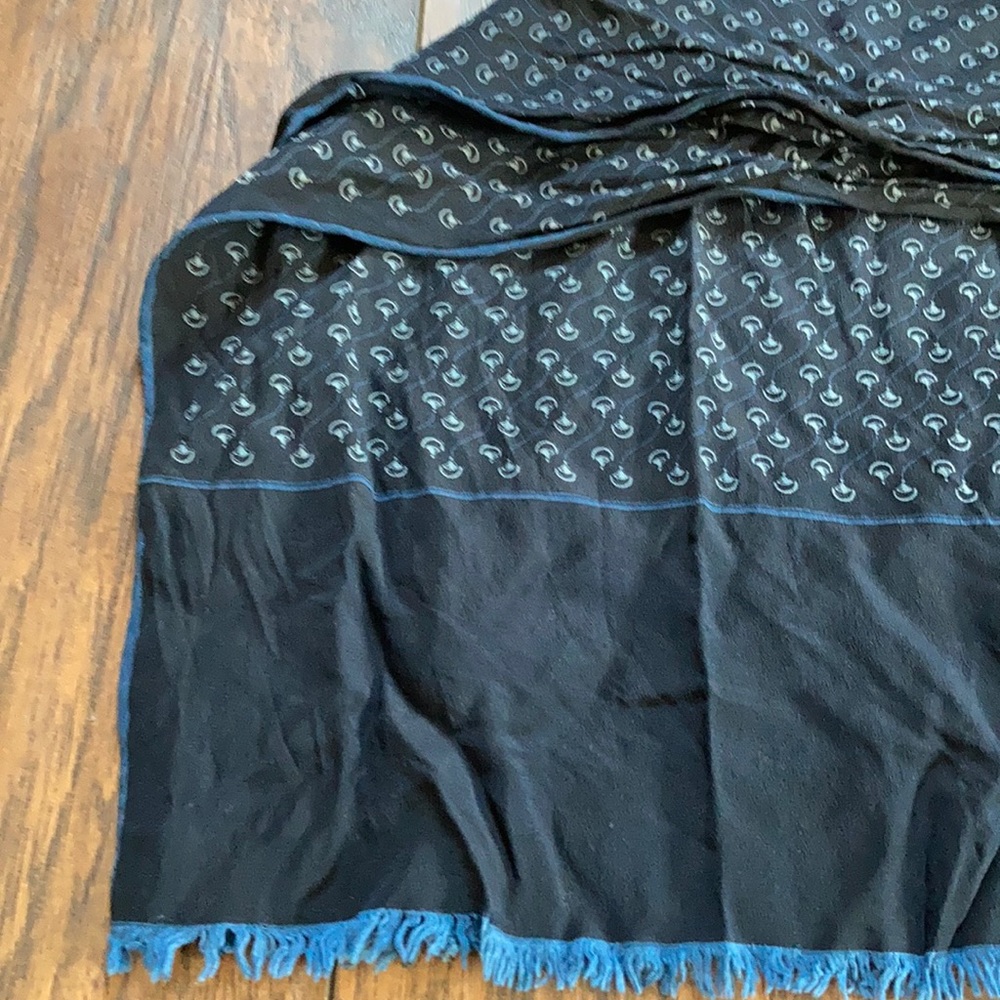GUCCI Blue Scarf - Picture 4 of 4